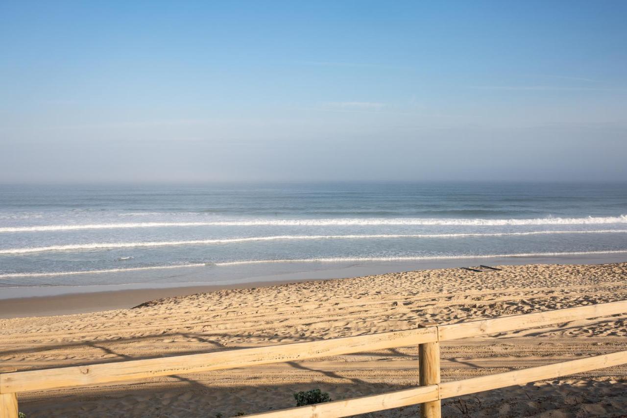 The Spot Surfcamp Hotel Бискарос Екстериор снимка